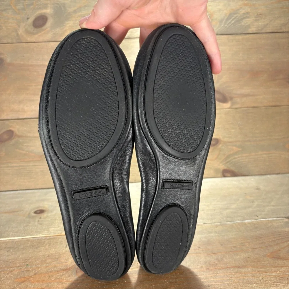 Tory Burch Minnie Womens size 9 shoes Black Leather Gold Logo Ballet flats